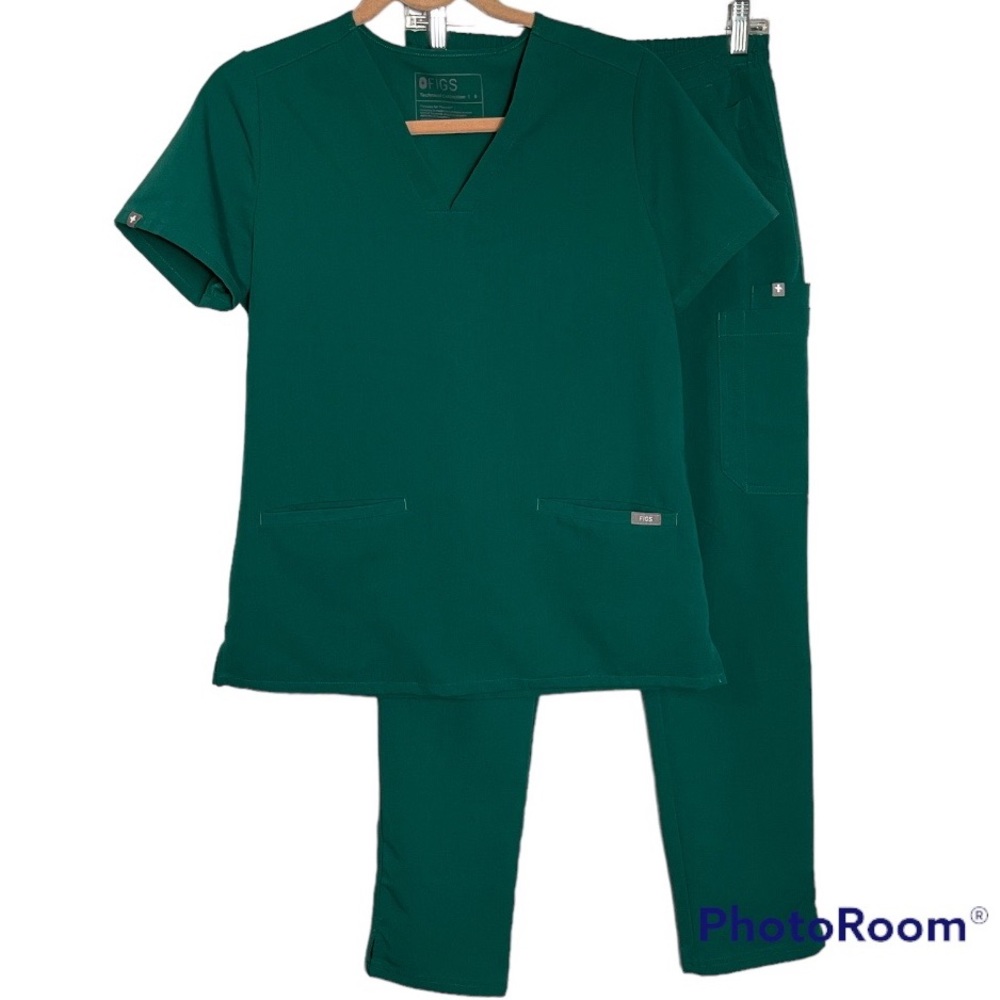 FIGS Emerald Green Top And Bottom Set Size Small